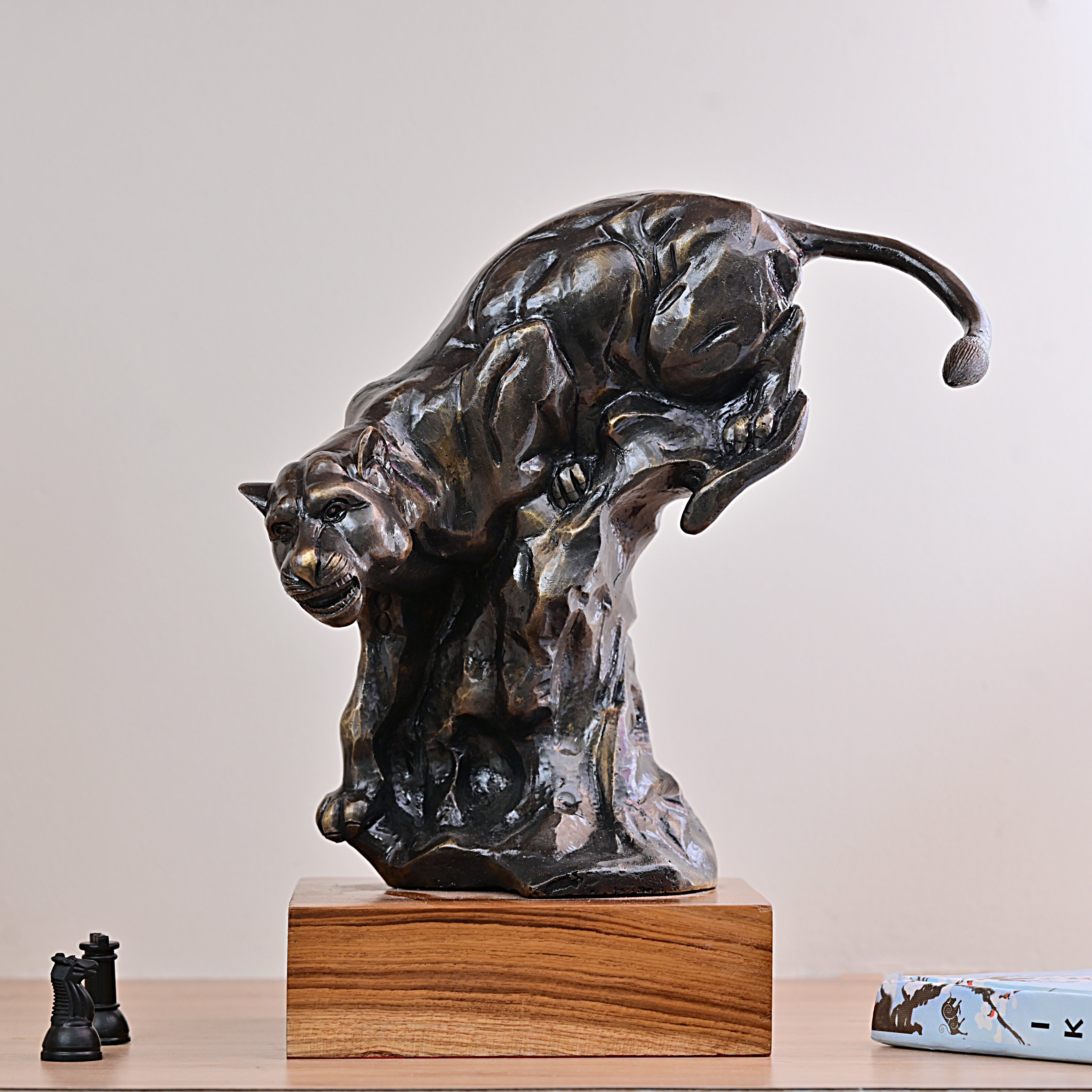 Modern Black Panther Sculpture – Brass with Matte Finish