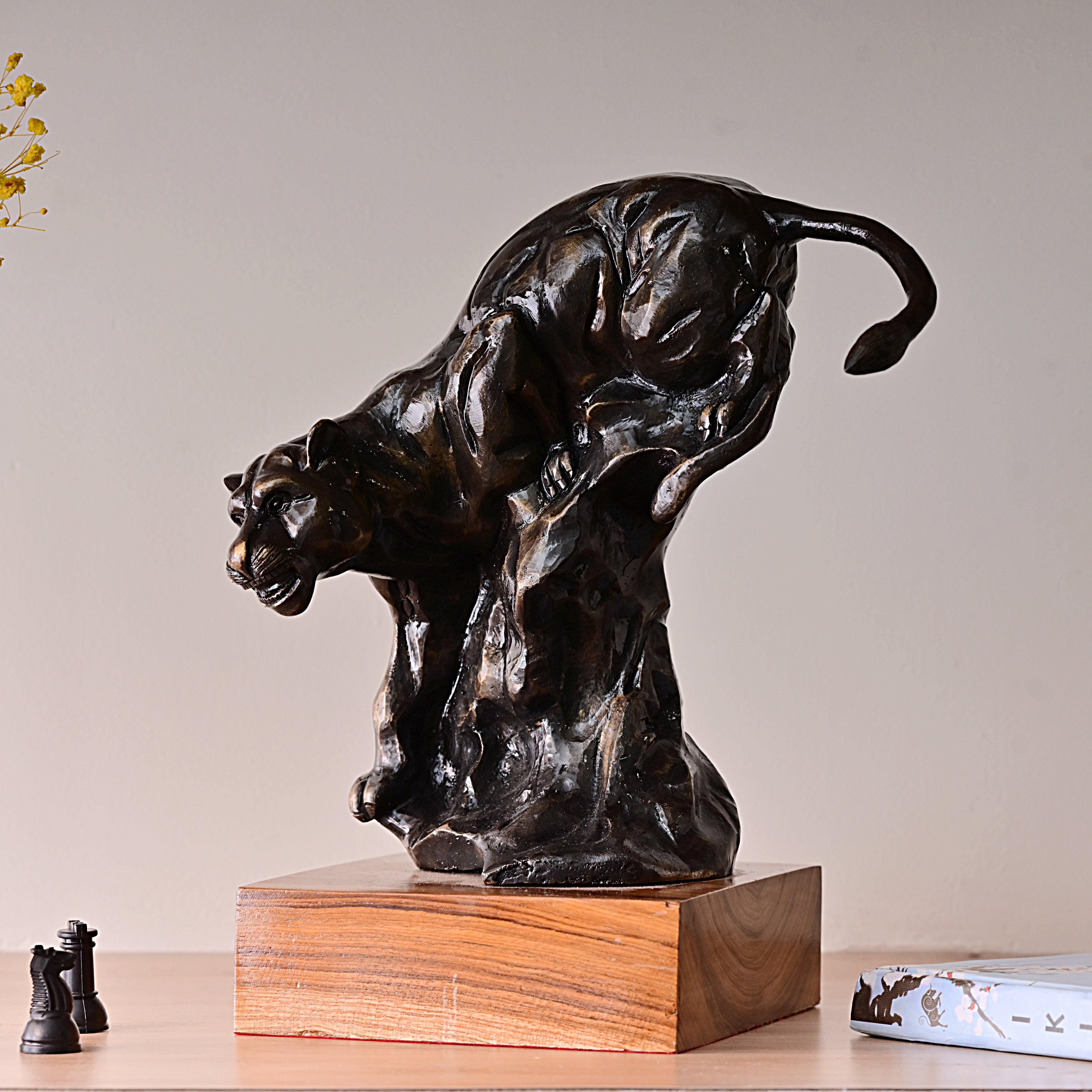 Modern Black Panther Sculpture – Brass with Matte Finish