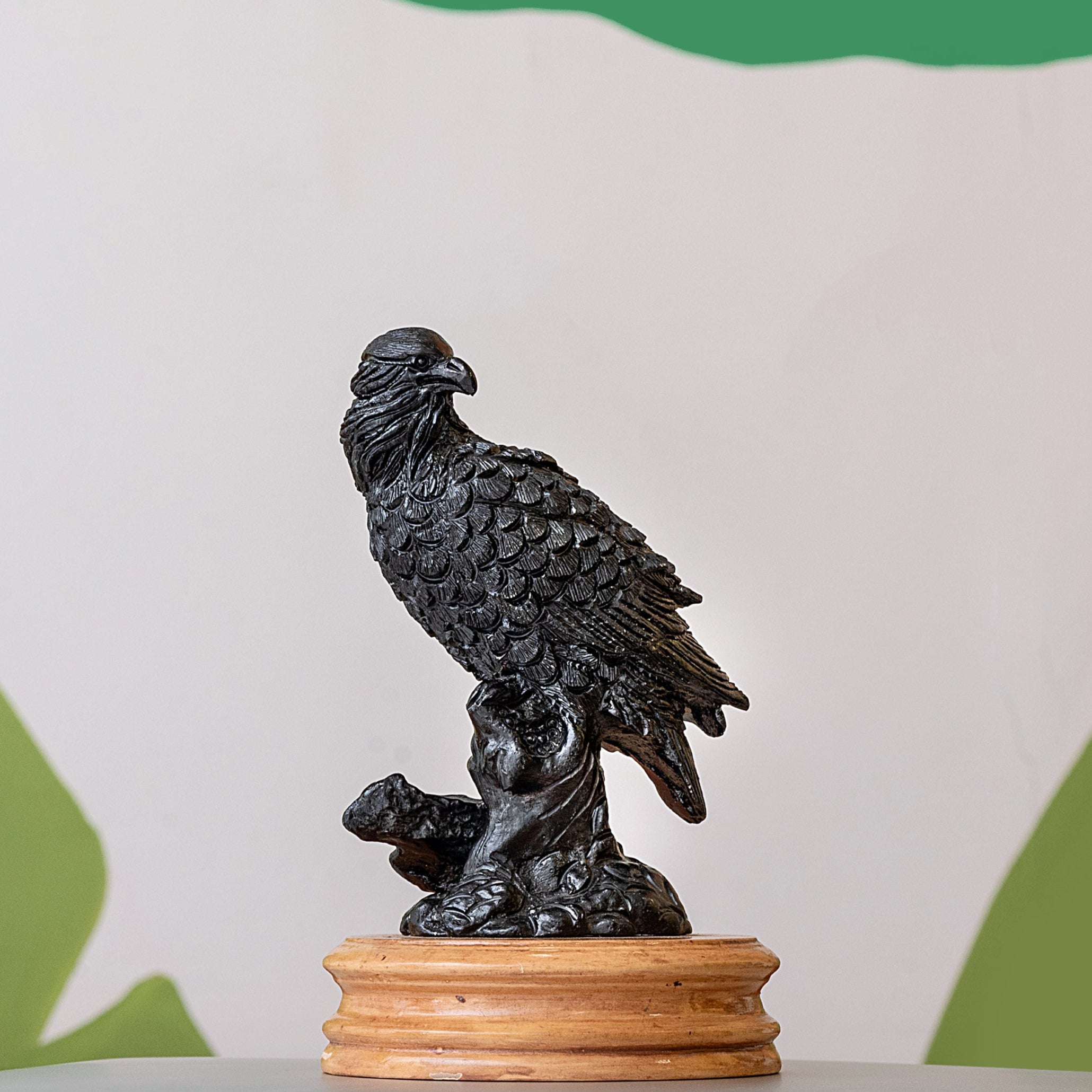 Black-Coated Aluminum Eagle Statue with Teak Wood Base